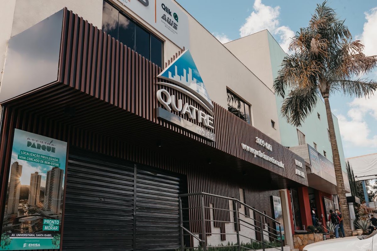 Quatre Imóveis em Anápolis