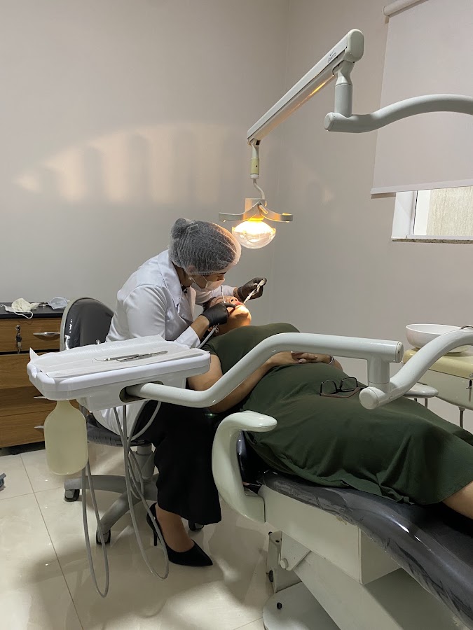 Dra. Amanda Alves Rodrigues Dentista Anápolis em Anápolis
