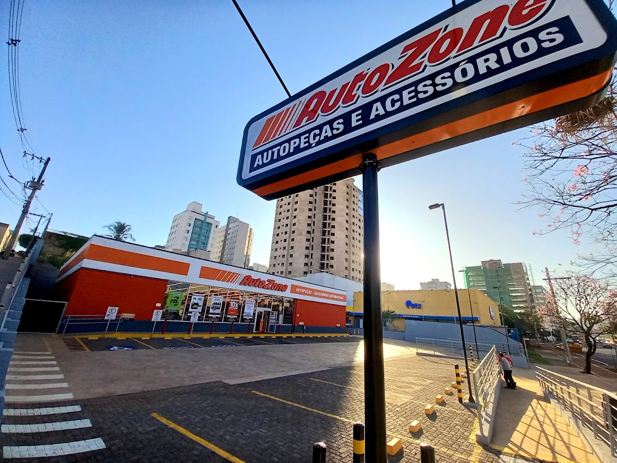 AutoZone Brasil Comércio de Autopeças Ltda. em Uberlândia