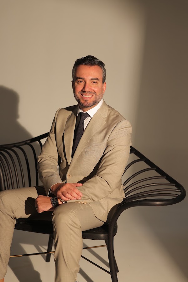 Dr. Luan Barros | Cirurgião Plástico em Uberlândia em Uberlândia