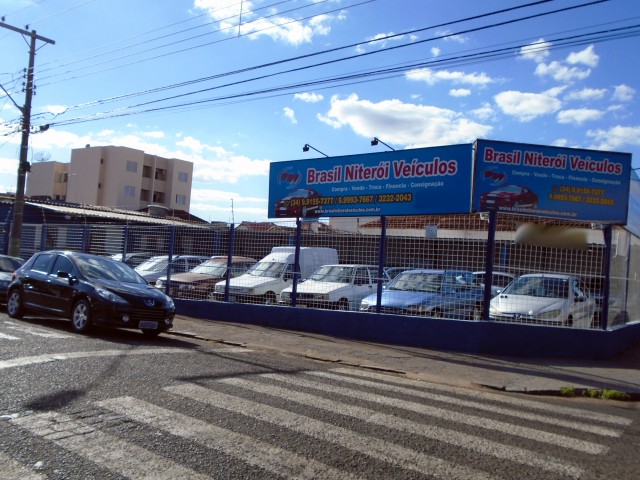 Niterói Veículos em Uberlândia