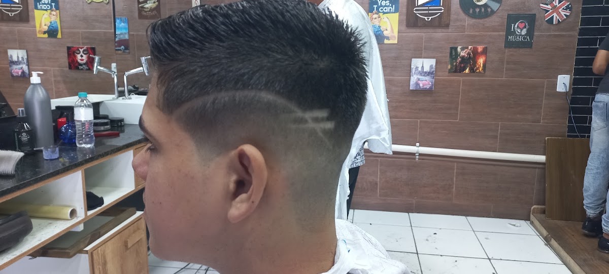 Robin Barber Shop em Contagem