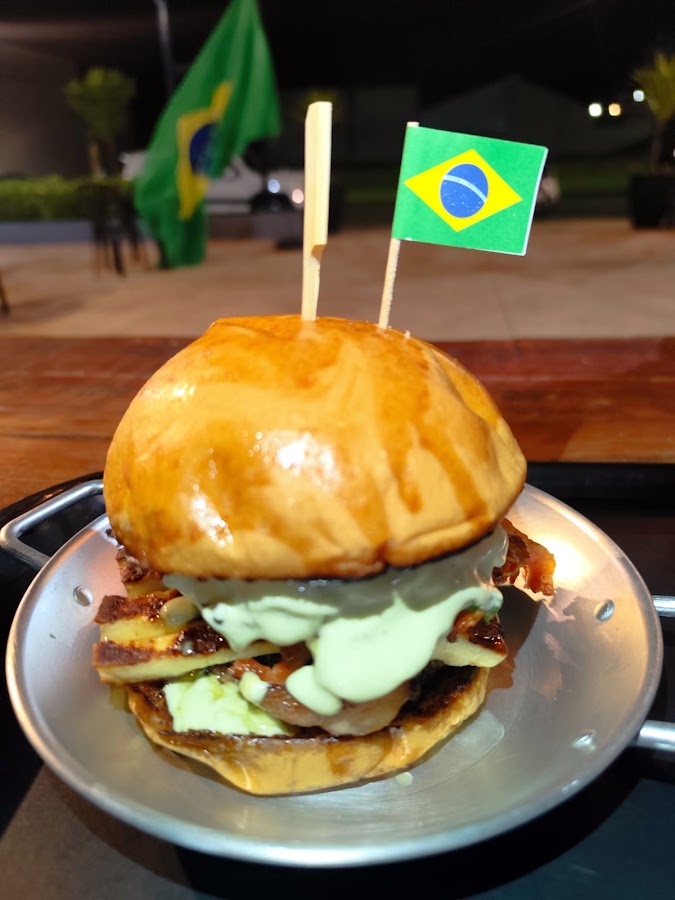 O Quintal - Food Park em Cianorte