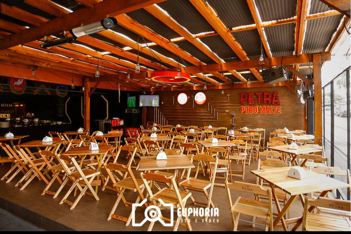 Democrático Bar em Maringá