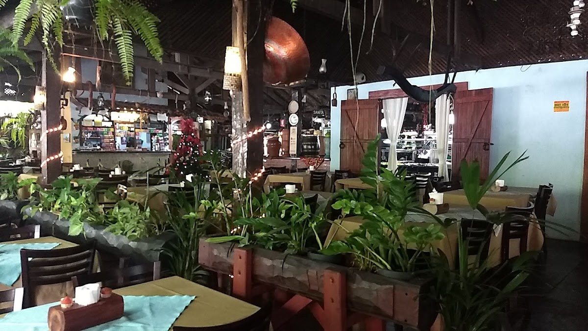 Restaurante Mau Nenhum em Goiânia
