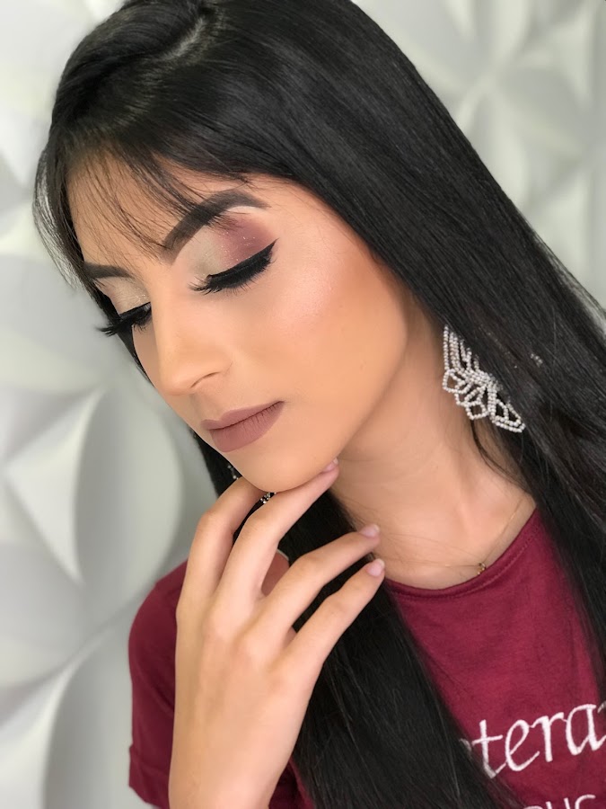 Fernanda Ferreira - Maquiagem, penteado e curso profissional bh em Belo Horizonte