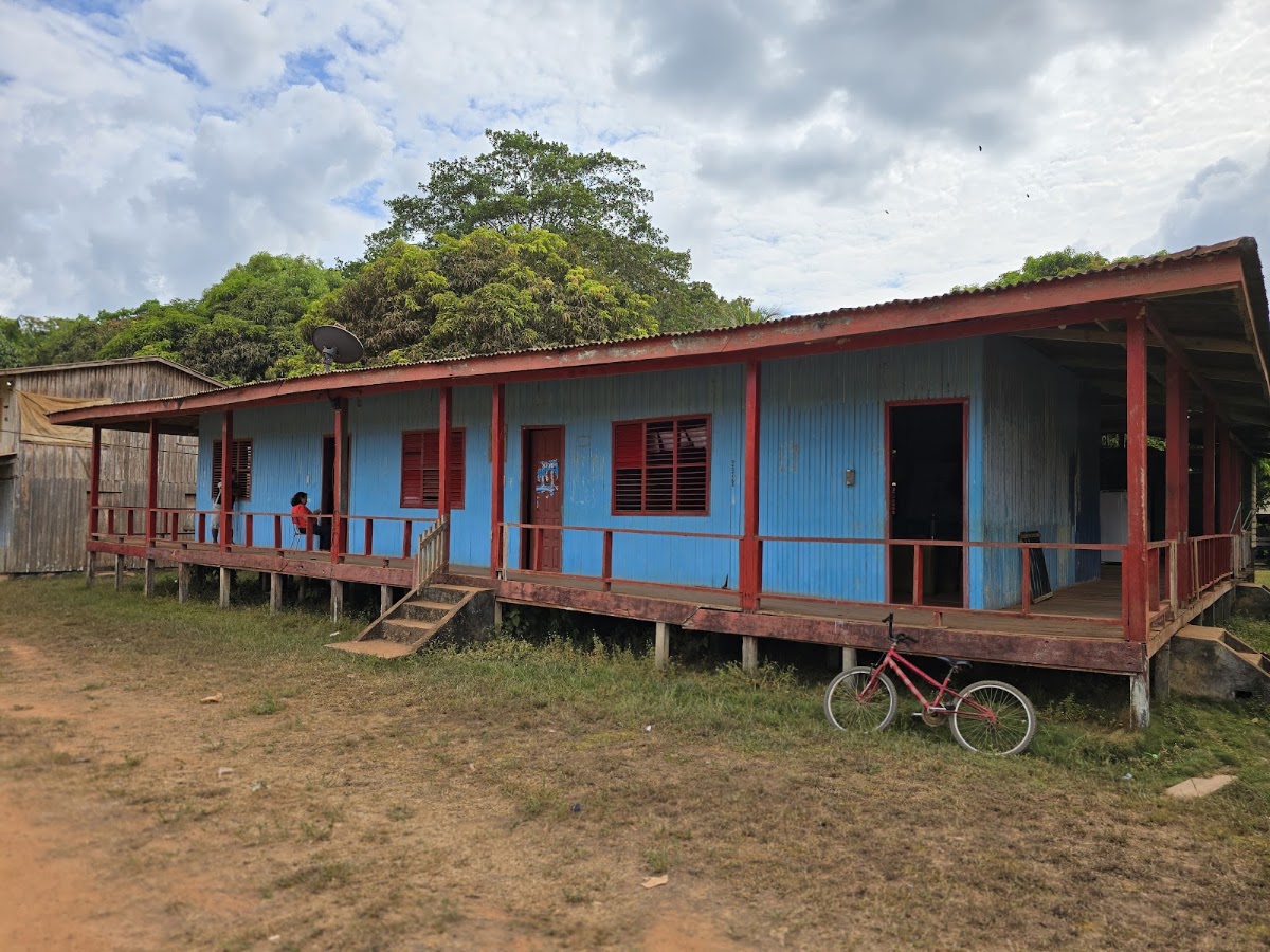 Escola Indígena Estadual João Batista Macial em Nova Nazaré