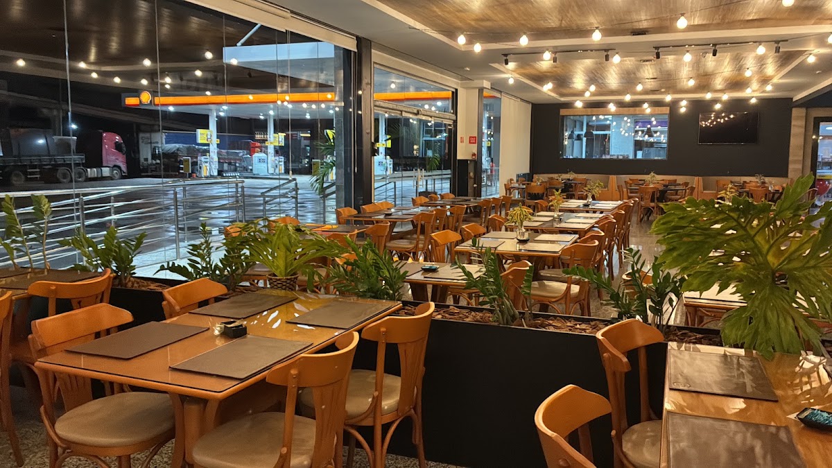 Churrascaria Floresta em Guarapari