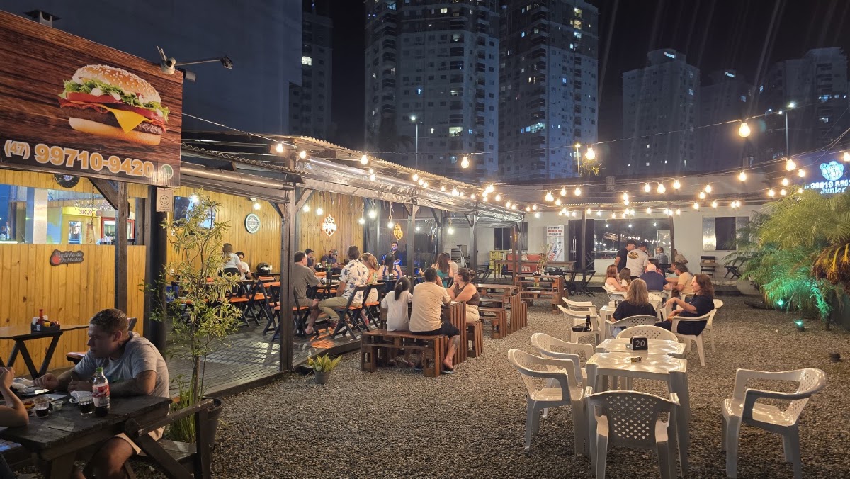 Braseiro Bar e Hamburgueria em Itapema