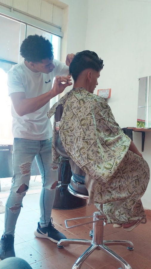 Freitas barbearia em Nova Xavantina