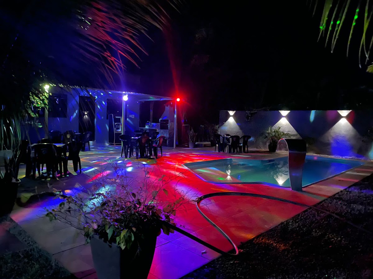 Boate amor real casa noturna em Canarana