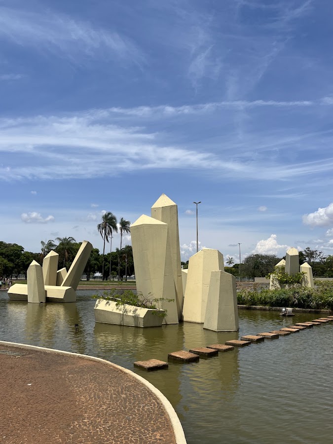 Praça dos Cristais em Brasília
