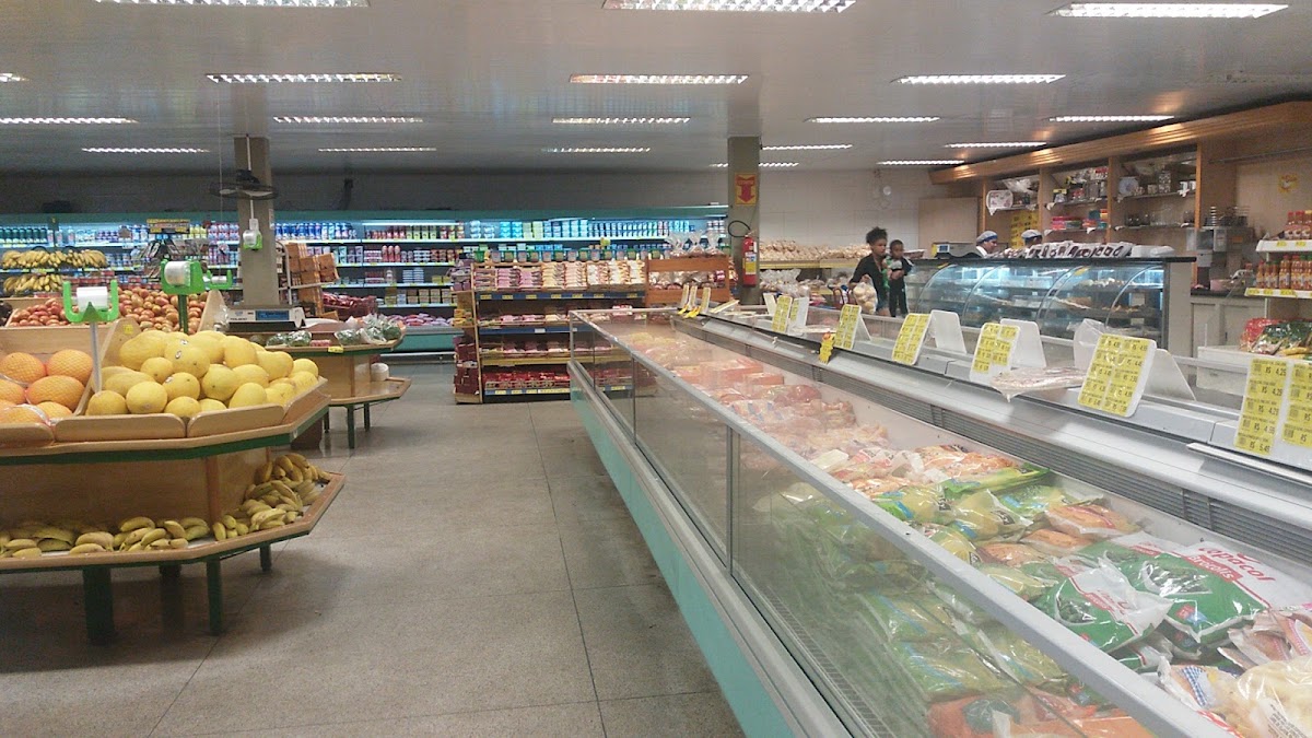 Economia Supermercado Loja 01 em Valparaíso