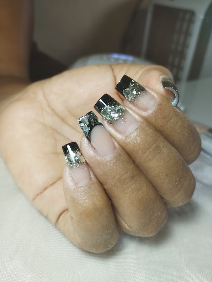 Ana Maria Designer de Unhas em Bacabal